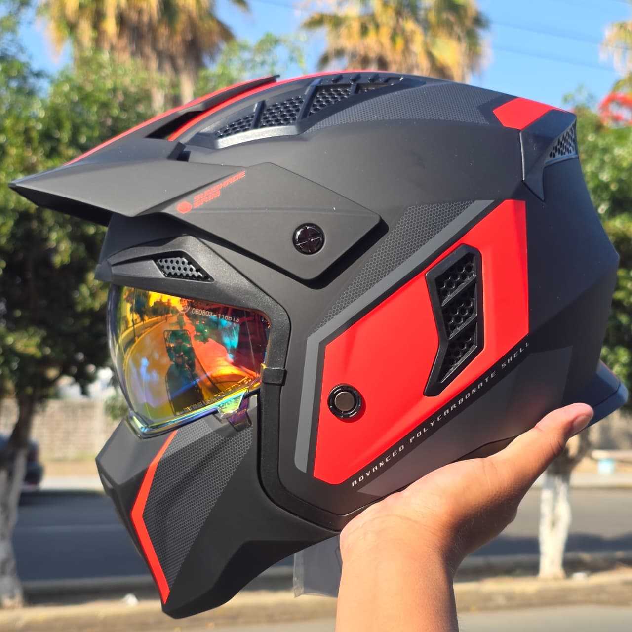 CASCO LOGAN STREETFIGHTER ROJO TALLA L